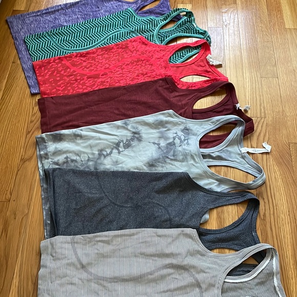 Lululemon Swiftly Tech tank bundle size 6 - Picture 1 of 3
